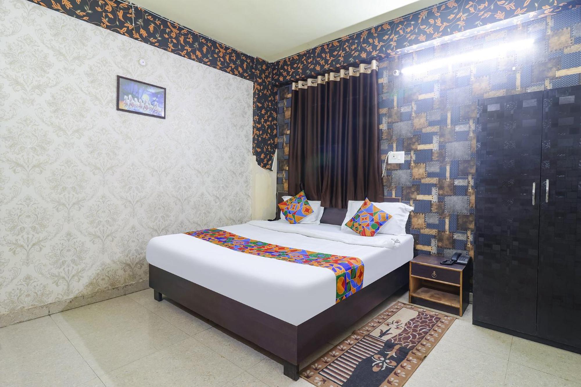 Fabexpress Swarn Fortune Inn Danapur Exterior photo